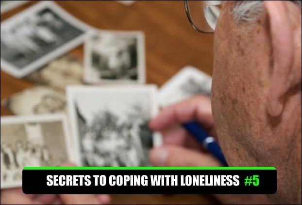 The feelings of loneliness and depression in old age can be countered by reminiscing