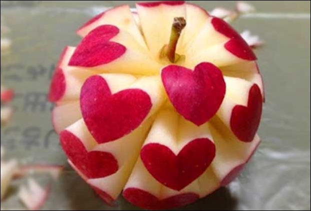 The presence of pectin , polyphenol and flavanoid in apple benefits in heart ailments