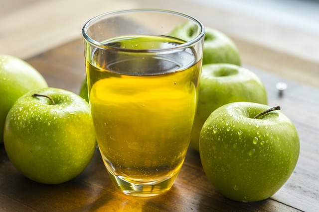 Apple Cider Vinegar is among the effective home remedies for Sinus.