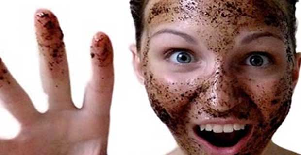 Scrub in face acne Scrub in face acne