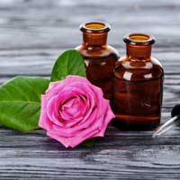 Rose essential oil benefits for crepey skin